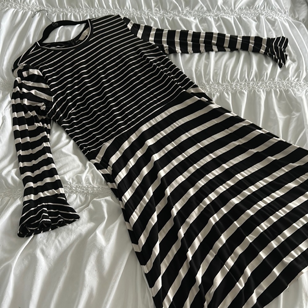 EUC LOFT knit black and white stripe knit dress